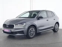Graphite grau Gebraucht 2022 Skoda Fabia Tour Limousine | 17.786 € (Fairer Preis)
