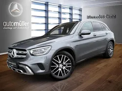 Grau Gebraucht 2021 Mercedes GLC300e SUV | 38.680 € (Guter Preis)