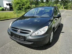Schwarz Gebraucht 2004 Peugeot 307 Filou Limousine | 2.290 € (Etwas zu teuer)