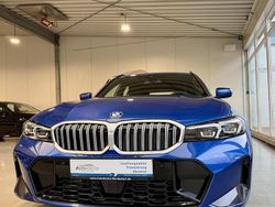 Portimao blau Gebraucht 2025 BMW 330 M Sport Kombi | 39.970 € (Superpreis)
