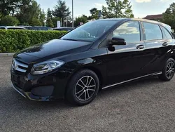 Schwarz Gebraucht 2016 Mercedes B180 Van / Kleinbus | 7.750 € (Guter Preis)