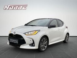 Weiß Gebraucht 2024 Toyota Yaris Hybrid Plus Limousine | 24.990 € (Superpreis)