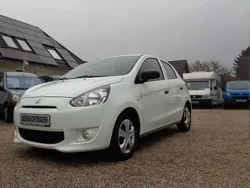 Weiß Gebraucht 2014 Mitsubishi Space Star Classic Collection Kleinwagen | 4.650 € (Fairer Preis)