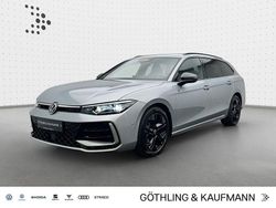 Oyster silver metallic Gebraucht 2025 VW Passat R-line Kombi | 42.430 € (Fairer Preis)