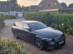 Blau Gebraucht 2019 Mercedes E450 AMG line Kombi | 31.500 € (Guter Preis)