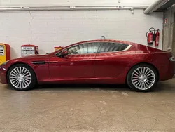 Rot Gebraucht 2011 Aston Martin Rapide Limousine | 42.900 €