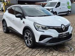 Weiß Gebraucht 2021 Renault Captur R.S. SUV | 21.990 € (Teuer)