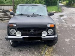 Schwarz Gebraucht 2012 Lada niva SUV | 4.400 € (Guter Preis)
