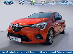 Orange (metallic) Gebraucht 2021 Renault Clio V Zen Kleinwagen | 13.700 € (Fairer Preis)