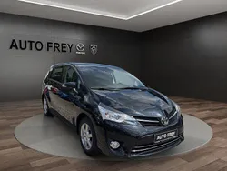 Schwarz Gebraucht 2014 Toyota Verso Life Van / Kleinbus | 10.980 € (Fairer Preis)