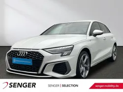 Weiß Gebraucht 2022 Audi A3 Sportback e-tron S-Line Limousine | 29.880 € (Fairer Preis)