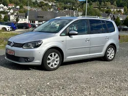 Reflexsilber Gebraucht 2013 VW Touran Life Van / Kleinbus | 6.999 € (Fairer Preis)
