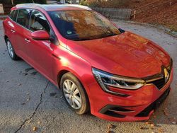 Rot Gebraucht 2020 Renault Mégane IV Limousine | 12.500 € (Superpreis)