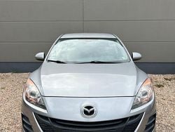 Grau Gebraucht 2011 Mazda 3 Limousine | 4.200 € (Superpreis)