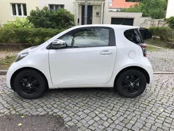 Weiß Gebraucht 2012 Toyota iQ Multidrive S Kleinwagen | 9.250 € (Fairer Preis)