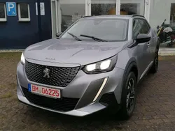 Lack grau artense metallic Gebraucht 2022 Peugeot e-2008 Allure SUV | 21.950 € (Fairer Preis)