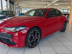 414rosso alfa Gebraucht 2023 Alfa Romeo Giulia Competizione Limousine | 38.990 € (Fairer Preis)