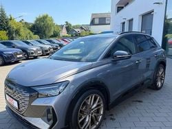 Grau Gebraucht 2021 Audi Q4 e-tron Edition .1 SUV | 29.791 € (Guter Preis)