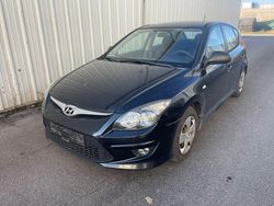 Schwarz Gebraucht 2011 Hyundai i30 Edition Kleinwagen | 1.690 € (Guter Preis)