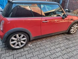 Rot Gebraucht 2005 Mini Cooper Coupé Coupé | 1.180 €