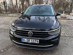 Schwarz Gebraucht 2022 VW Tiguan Life SUV | 22.500 € (Guter Preis)