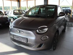 Grau Gebraucht 2021 Fiat 500e Icon Cabrio | 17.990 € (Guter Preis)