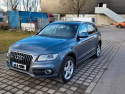 Grau Gebraucht 2016 Audi Q5 SUV | 21.900 € (Fairer Preis)