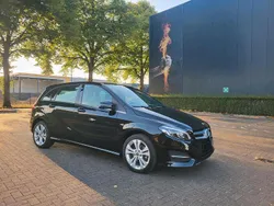 Schwarz Gebraucht 2017 Mercedes B200 Van / Kleinbus | 19.900 €