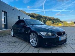 Schwarz Gebraucht 2008 BMW 330 Cabriolet Performance Cabrio | 9.999 €