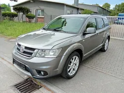 Grau Gebraucht 2012 Fiat Freemont Urban SUV | 6.700 € (Etwas zu teuer)