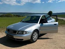 Silber Gebraucht 1994 Audi A4 Limousine | 650 €