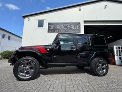 Schwarz Gebraucht 2017 Jeep Wrangler Unlimited Sahara SUV | 36.963 €