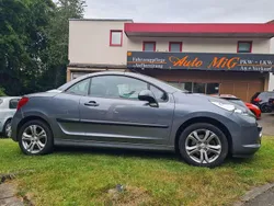 Gris thorium Gebraucht 1998 Peugeot 207 Sport Cabrio | 2.950 €