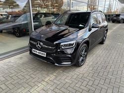 Kosmosschwarz metallic Neu 2025 Mercedes GLB200 AMG line SUV | 46.995 € (Guter Preis)