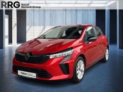 Rot Gebraucht 2024 Renault Clio V Evolution Limousine | 14.990 € (Guter Preis)