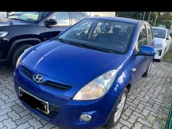 Blau Gebraucht 2009 Hyundai i20 Comfort Limousine | 2.699 € (Teuer)