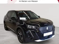Perla nera metallic Gebraucht 2021 Peugeot 2008 Allure SUV | 15.590 € (Fairer Preis)