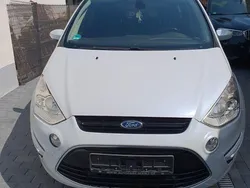 Weiß Gebraucht 2014 Ford S-MAX Titanium Van / Kleinbus | 7.400 € (Fairer Preis)