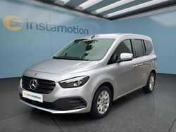 Silber Gebraucht 2023 Mercedes B180 Van / Kleinbus | 27.449 €