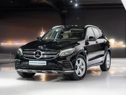 Obsidianschwarz Gebraucht 2018 Mercedes GLC250 AMG line SUV | 33.980 € (Etwas zu teuer)