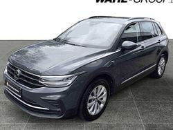 Grau Gebraucht 2024 VW Tiguan Life SUV | 32.380 € (Guter Preis)