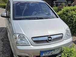 Grau Gebraucht 2006 Opel Meriva Van / Kleinbus | 987 € (Superpreis)