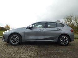 Grau Gebraucht 2024 BMW 120 Kleinwagen | 29.950 € (Superpreis)