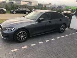 Grau Gebraucht 2019 BMW 320 Sport Line Limousine | 28.500 € (Etwas zu teuer)