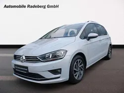 White silver Gebraucht 2017 VW Golf VII Sound Limousine | 13.900 € (Fairer Preis)