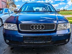 Blau Gebraucht 2000 Audi A4 Kombi | 1.000 € (Fairer Preis)