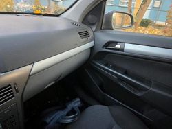 Blau Gebraucht 2004 Opel Astra Sport Limousine | 750 € (Superpreis)