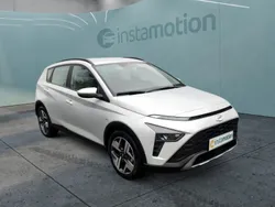 Silber Gebraucht 2021 Hyundai Bayon Intro Edition SUV | 17.950 €