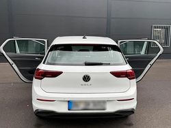 Weiß Gebraucht 2024 VW Golf VIII Limousine | 22.000 € (Superpreis)