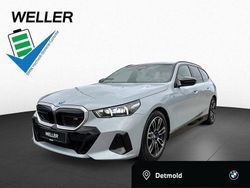 Brooklyn grau (grau) Gebraucht 2024 BMW i5 M Sport Kombi | 69.990 € (Fairer Preis)